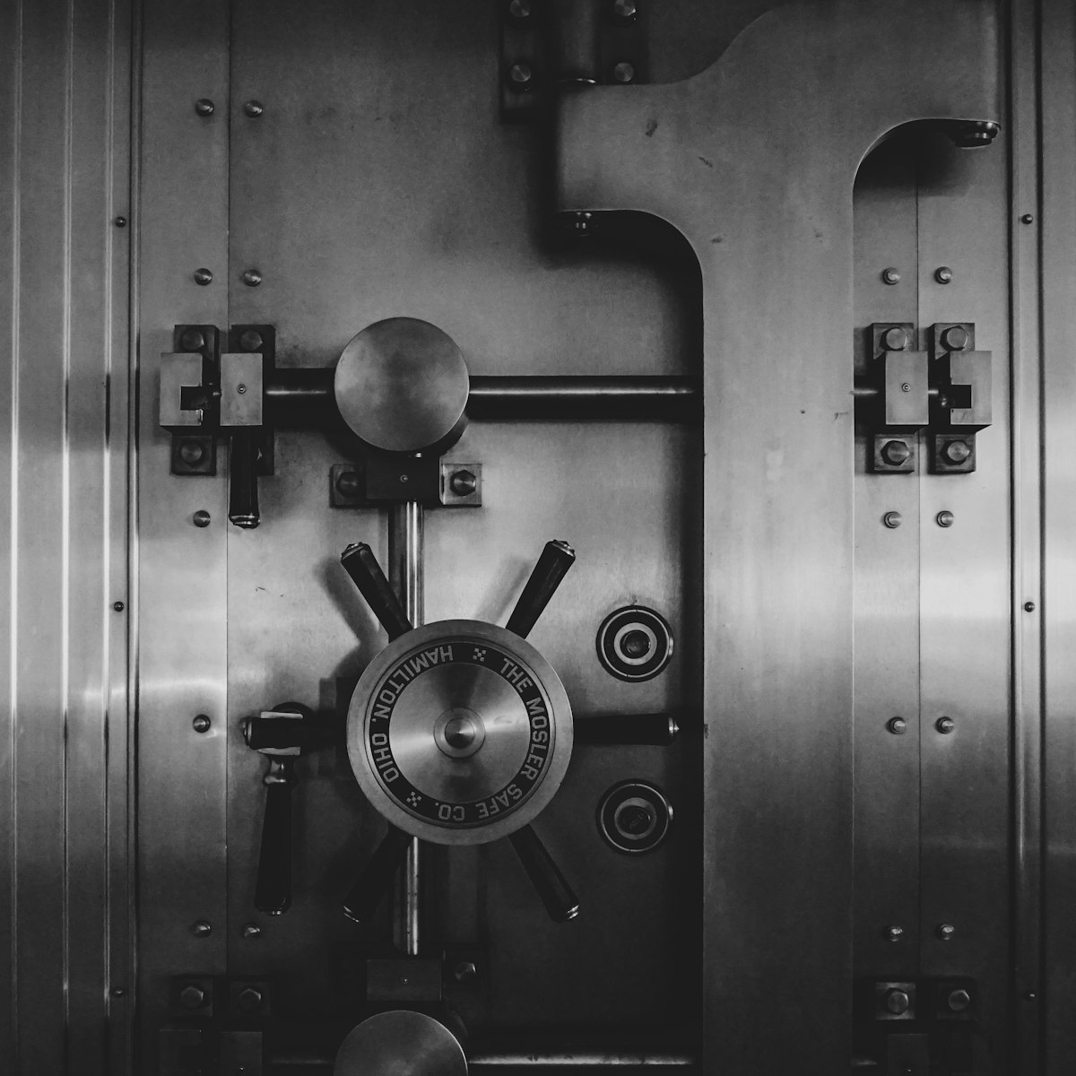 5 Signs You Need to Change Your Locks